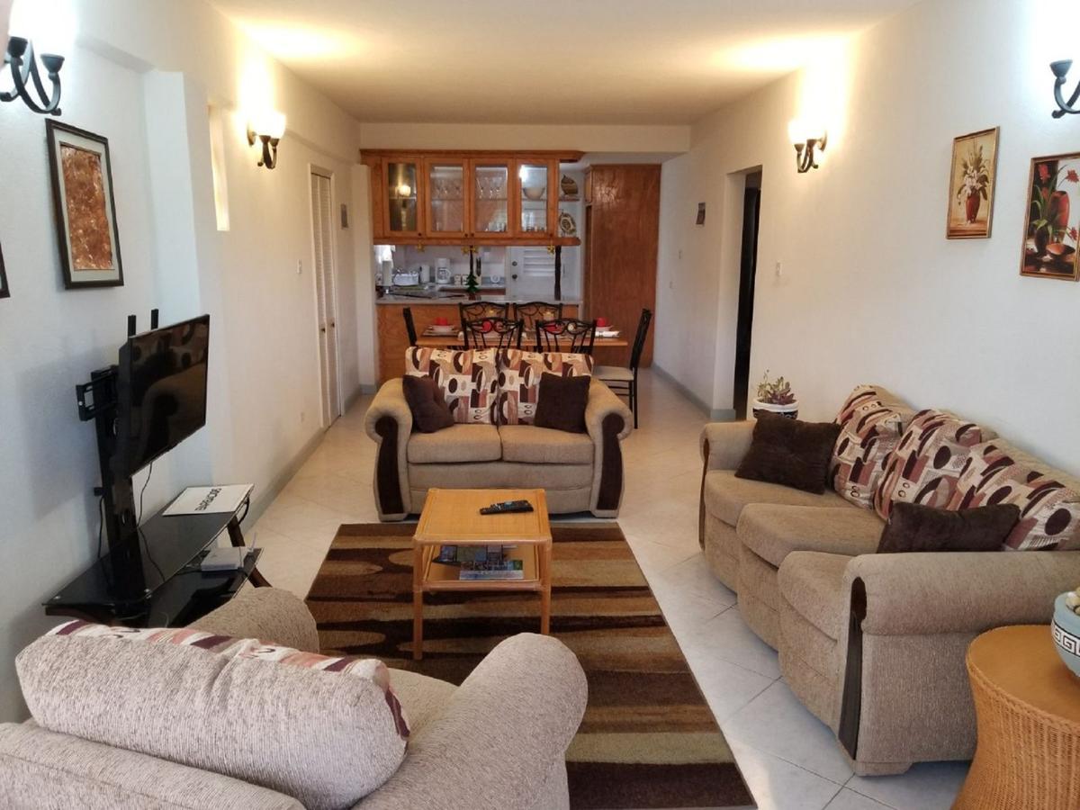 Breezy Apts Saint Philip Exteriör bild